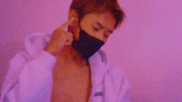 HORNY_RYU Show in webcam