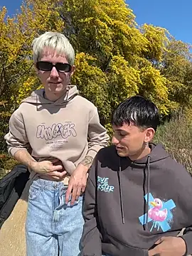 AlphaTwinks Adlı Modelin Web Kamerası Şovu