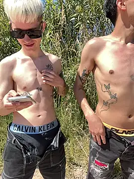 AlphaTwinks 웹캠 쇼