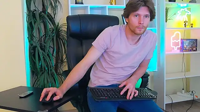 Eddie_Bakern Webbikameraesitys