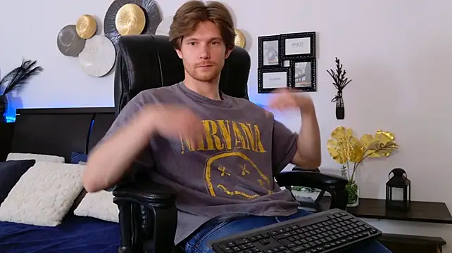 Eddie_Baker Шоу с уебкамера