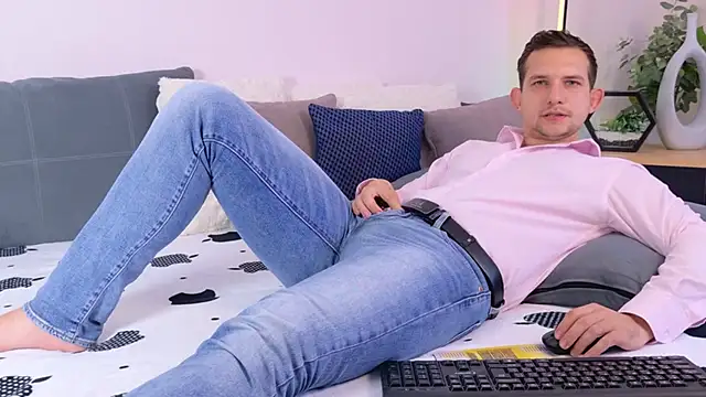 Show modela Jimmy_Doss na web-kameri