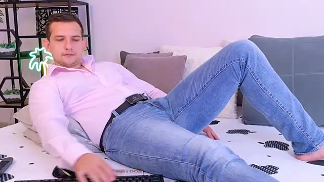 Jimmy_Doss: διαδικτυακό σόου στην κάμερα