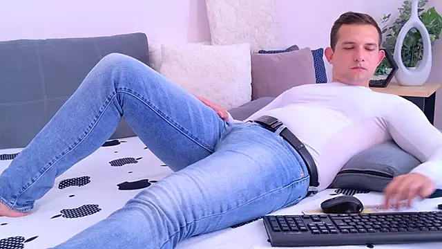 Show modela Jimmy_Doss na web-kameri