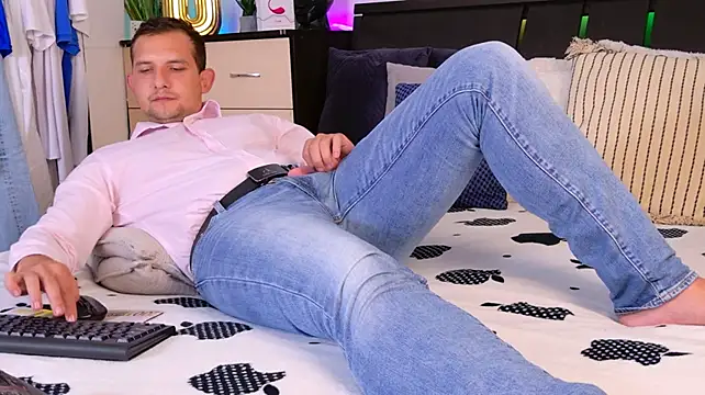 Show modela Jimmy_Doss na web-kameri