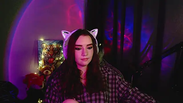 Celia_Sensual_ Adlı Modelin Canlı XXX Sohbeti