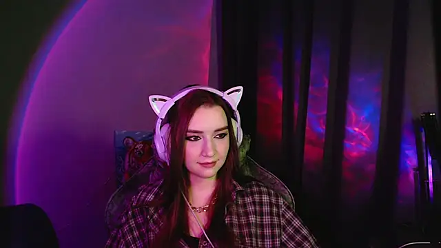 Chat +18 de Celia_Sensual_ ao vivo