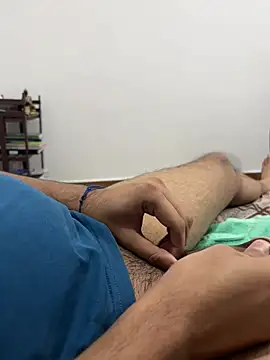 Show de Thicklustycock69 na webcam