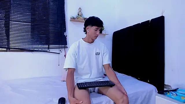 angel_boy02 Show Webcam