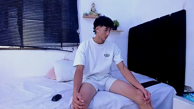 angel_boy02 在線直播表演
