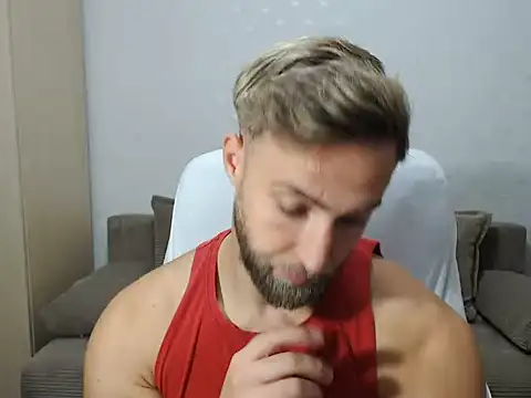 BlondEagleMuscleのウェブカメラショー