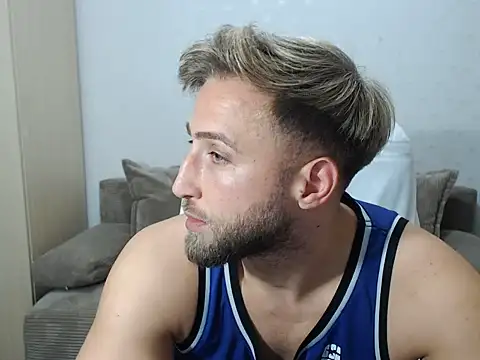 BlondEagleMuscle 在線直播表演