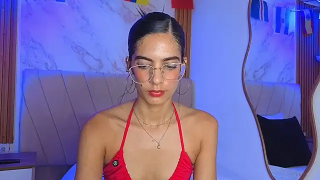 j_belle_'s Live XXX Chat
