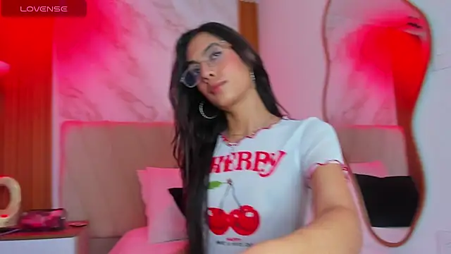 Chat XXX en directo de j_belle_