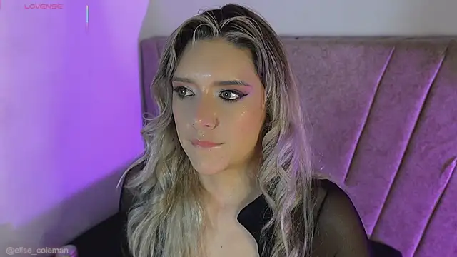 EliseColeman Adlı Modelin Canlı XXX Sohbeti