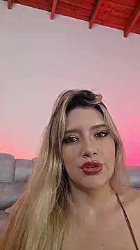 צ'אט XXX בשידור חי של EliseColeman