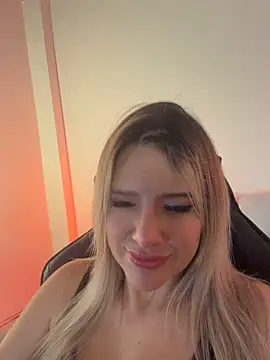 EliseColeman Adlı Modelin Canlı XXX Sohbeti