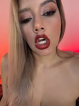 Онлайн чат XXX EliseColeman