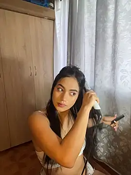 Chat XXX en directo de Ariel_blake