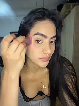 Chat +18 de Ariel_blake ao vivo