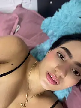 Ariel_blake Chat XXX in diretta