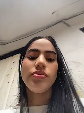 Ariel_blake Chat XXX in diretta