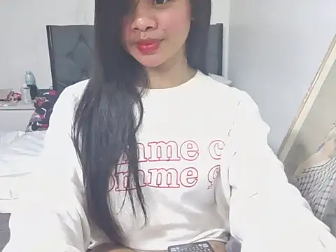 YunaBigCock Webcam show