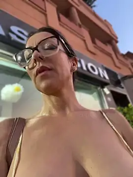 Chat XXX en directo de NikytaX