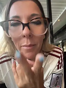 NikytaX's Live XXX Chat