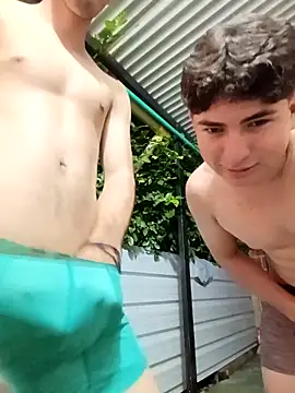 Show Webcam de 3hornys-straights