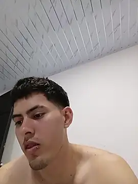 Show de 3hornys-straights na webcam
