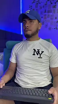 عرض كام kryzthian_Olrox