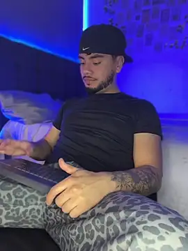 kryzthian_Olrox's Webcam Show