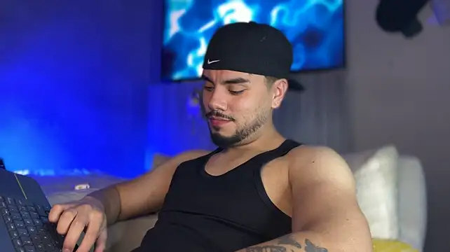 Show de kryzthian_Olrox na webcam