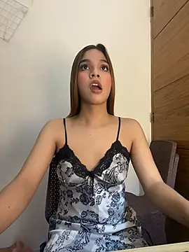Webkamerová show bigcock_sassy69