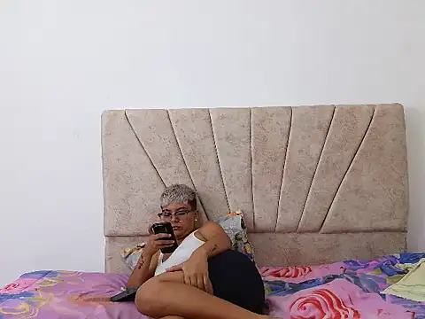 Show de Nini_Smith na webcam