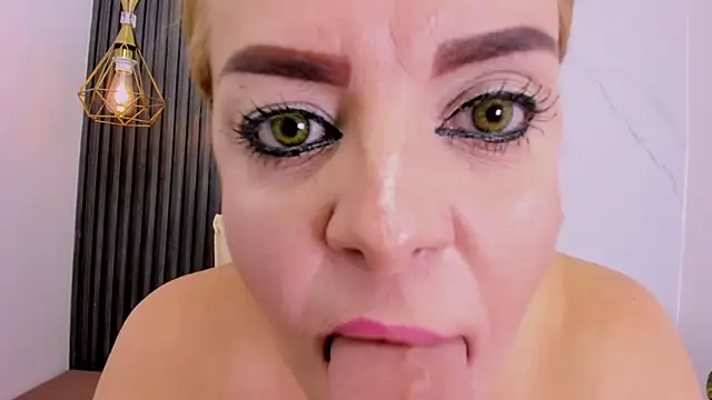 AlissonHarris' Webcam Show