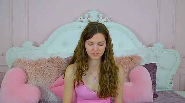 AmaliaLima Adlı Modelin Canlı XXX Sohbeti