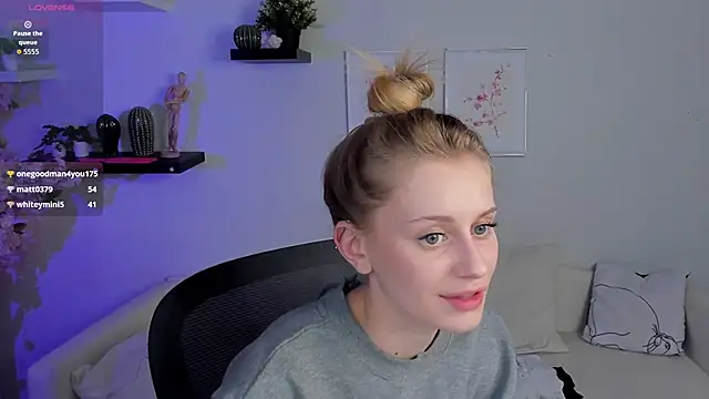 Mickey_Milk élő XXX-chatje