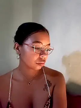 nathyjonees' Webcam Show