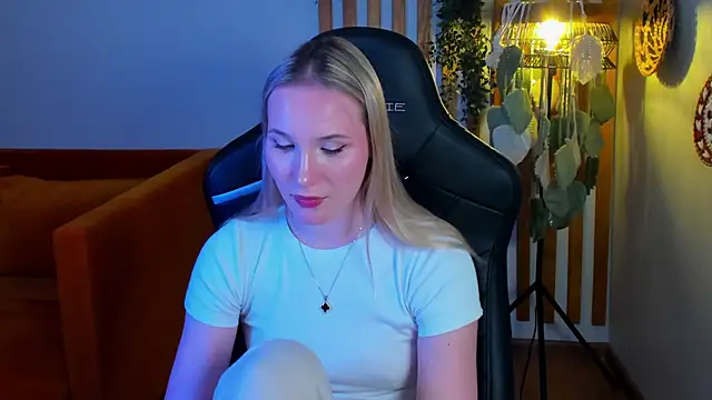 Chat XXX Live ElaraVoltage