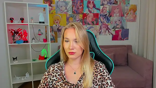 Chat XXX ao vivo de ElaraVoltage
