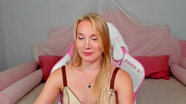 ElaraVoltage – Live XXX-chat