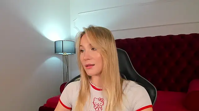 Онлайн чат XXX ElaraVoltage