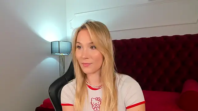 Živý XXX chat ElaraVoltage