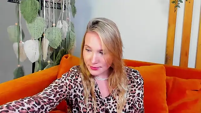 Chat XXX Live ElaraVoltage