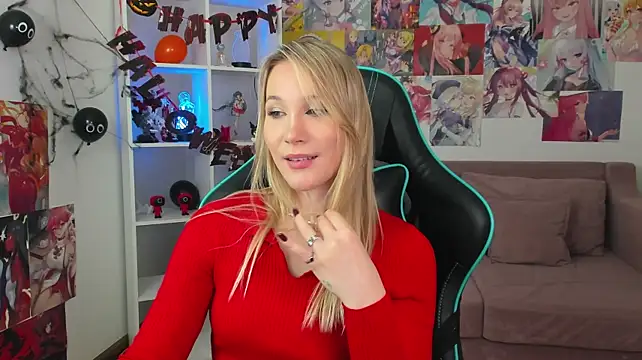 ElaraVoltage – webcam-show