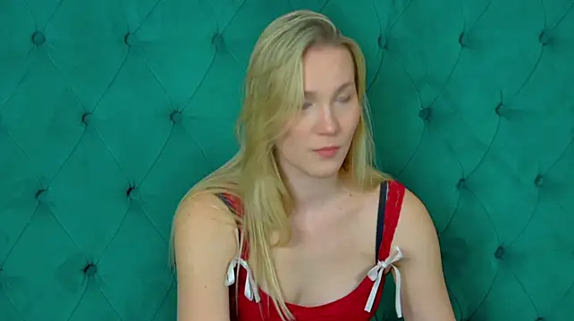 Chat XXX Live ElaraVoltage