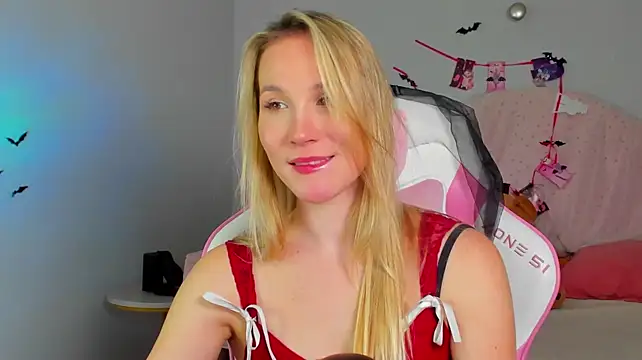ElaraVoltage Live XXX-Chat