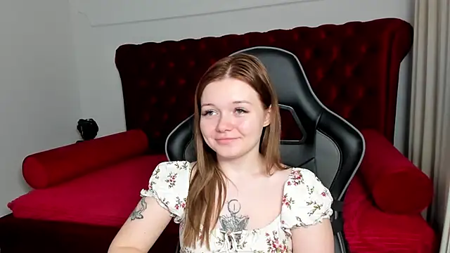 ElinaVale Chat XXX live